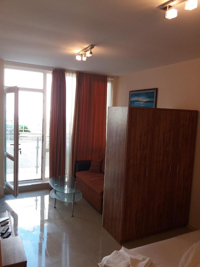 Golden Sea View Apartments 1 Поморіє Екстер'єр фото