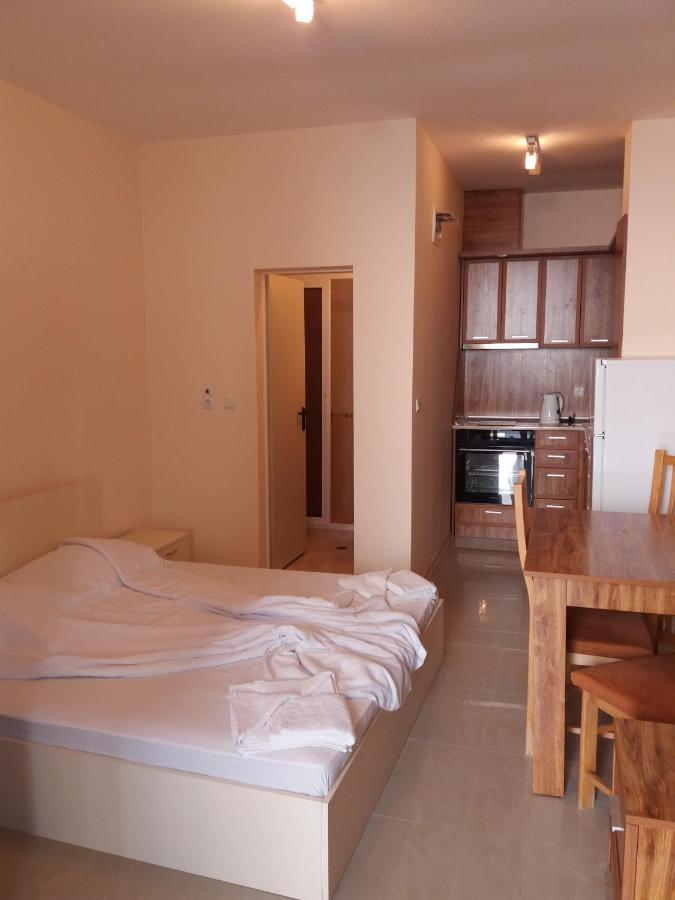 Golden Sea View Apartments 1 Поморіє Екстер'єр фото