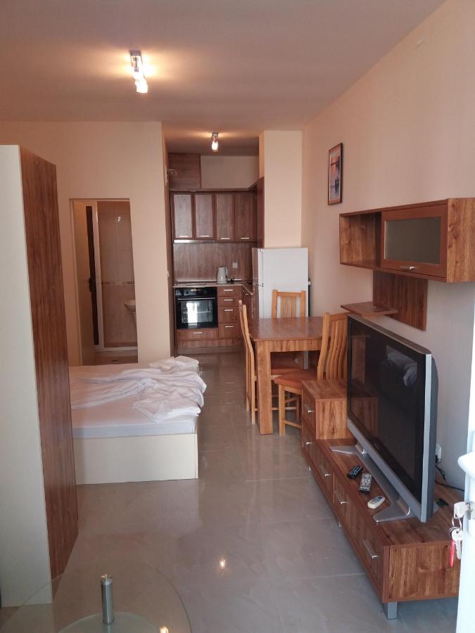 Golden Sea View Apartments 1 Поморіє Екстер'єр фото