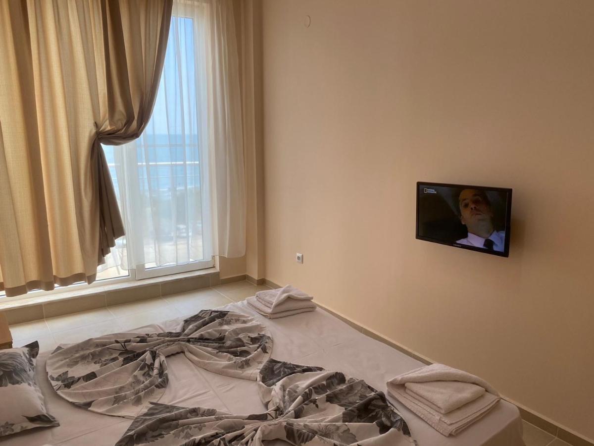 Golden Sea View Apartments 1 Поморіє Екстер'єр фото