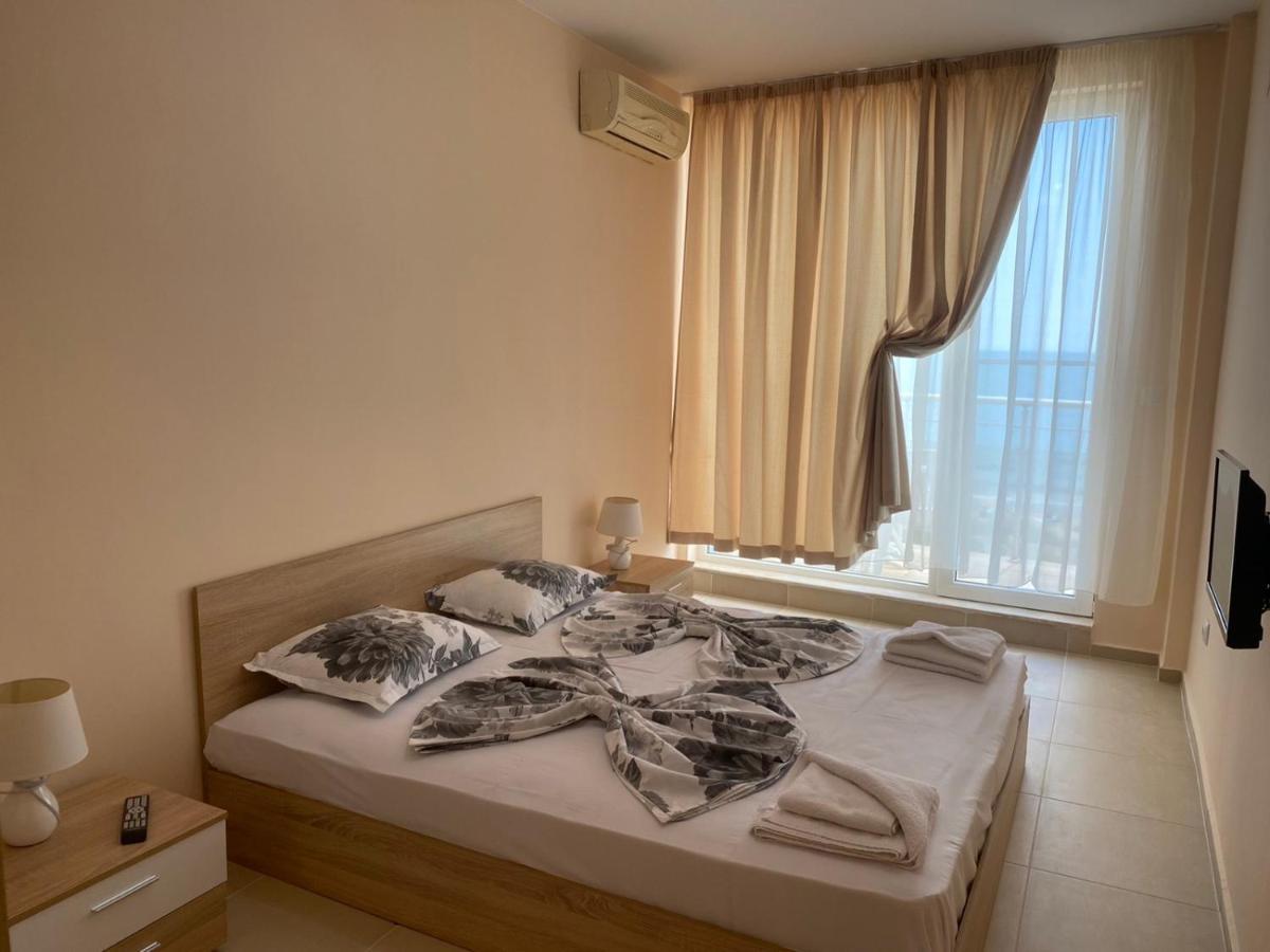 Golden Sea View Apartments 1 Поморіє Екстер'єр фото