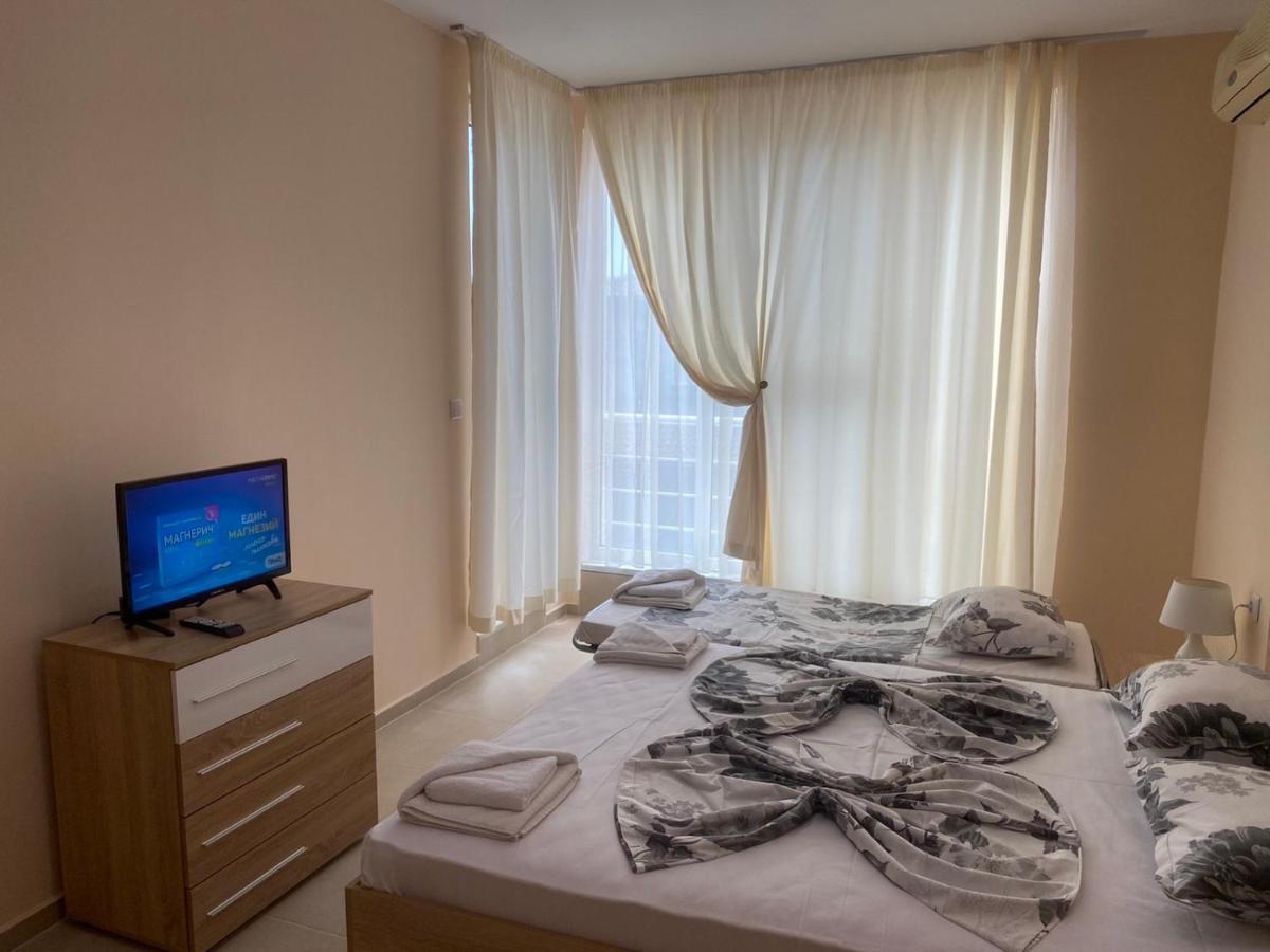 Golden Sea View Apartments 1 Поморіє Екстер'єр фото