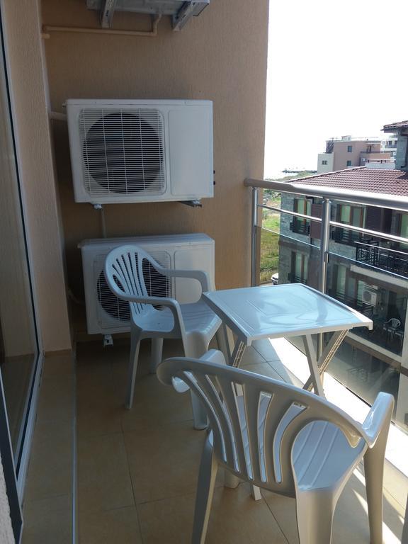 Golden Sea View Apartments 1 Поморіє Екстер'єр фото