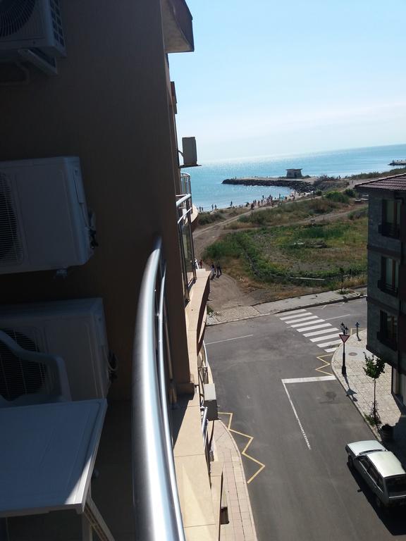 Golden Sea View Apartments 1 Поморіє Екстер'єр фото