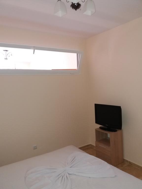 Golden Sea View Apartments 1 Поморіє Екстер'єр фото