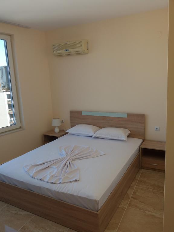 Golden Sea View Apartments 1 Поморіє Екстер'єр фото