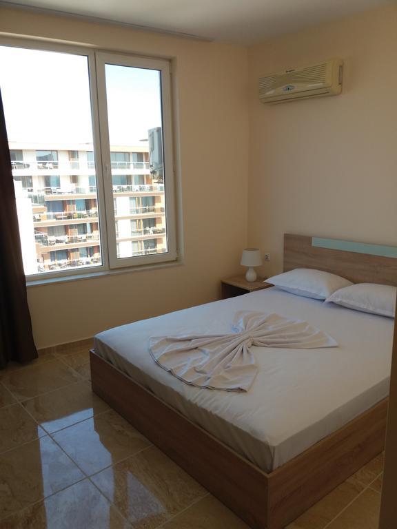 Golden Sea View Apartments 1 Поморіє Екстер'єр фото